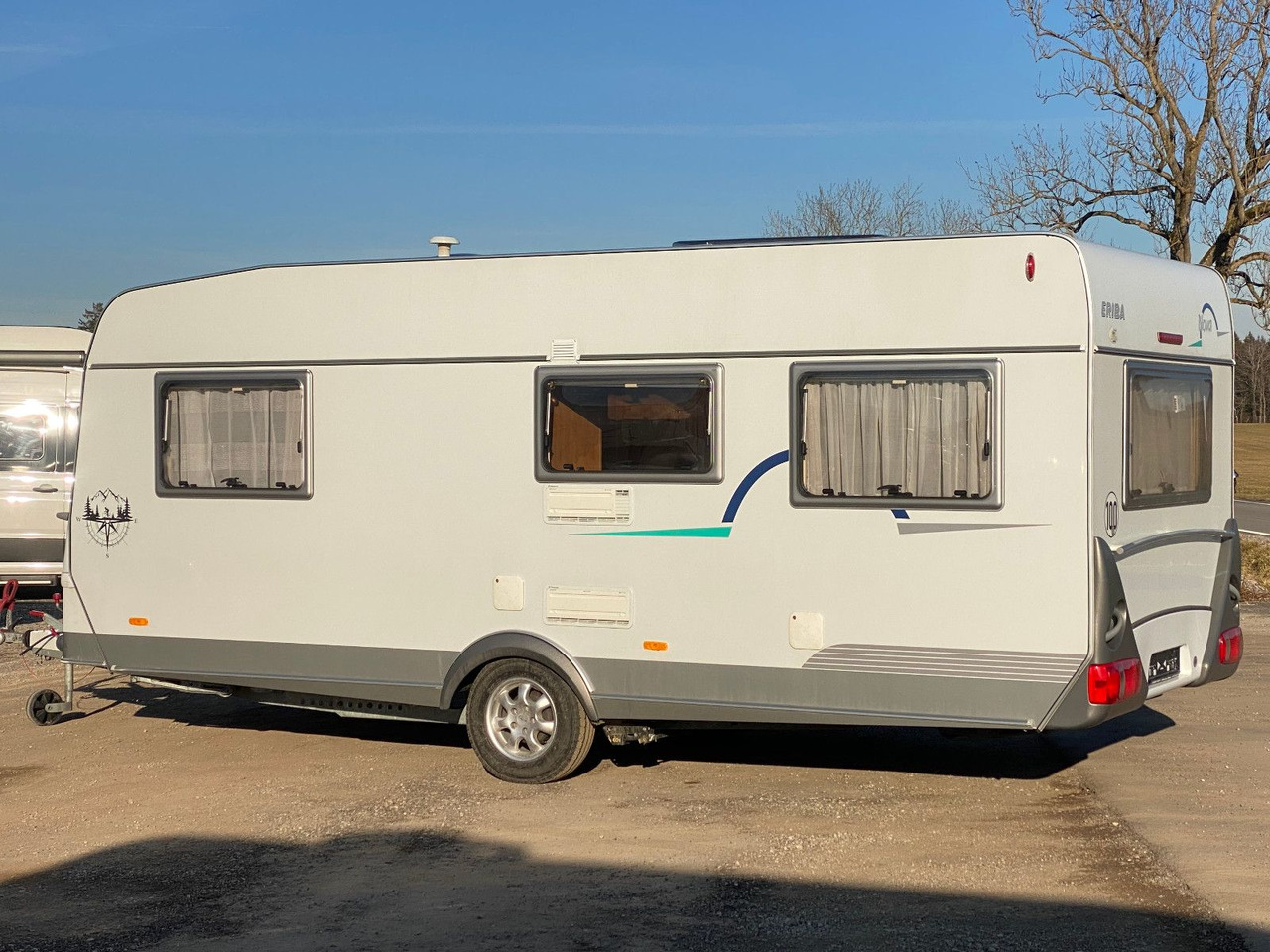 Caravan HYMER / ERIBA / HYMERCAR Nova 530 Swing mit Längsbetten und Moser, top Zu: picture 8 Caravan HYMER / ERIBA / HYMERCAR Nova 530 Swing mit Längsbetten und Moser, top Zu: picture 8