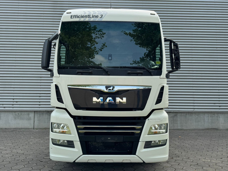 MAN TGX 18.500 XXL / Intarder / Roof Klima / 2 Tanks - Tractor truck: picture 4 MAN TGX 18.500 XXL / Intarder / Roof Klima / 2 Tanks - Tractor truck: picture 4