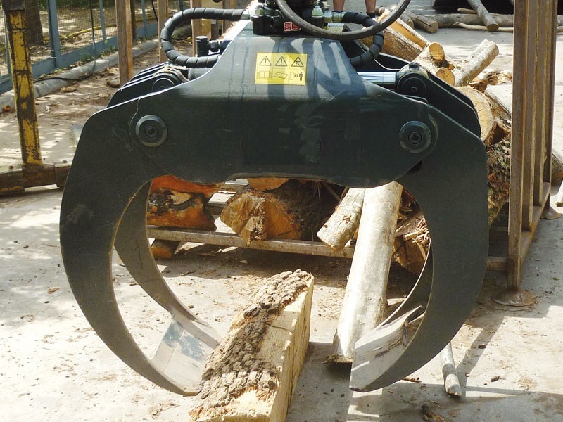 DEMOQ DP025 Log Grab 200 kg - Grapple for Construction machinery: picture 5 DEMOQ DP025 Log Grab 200 kg - Grapple for Construction machinery: picture 5