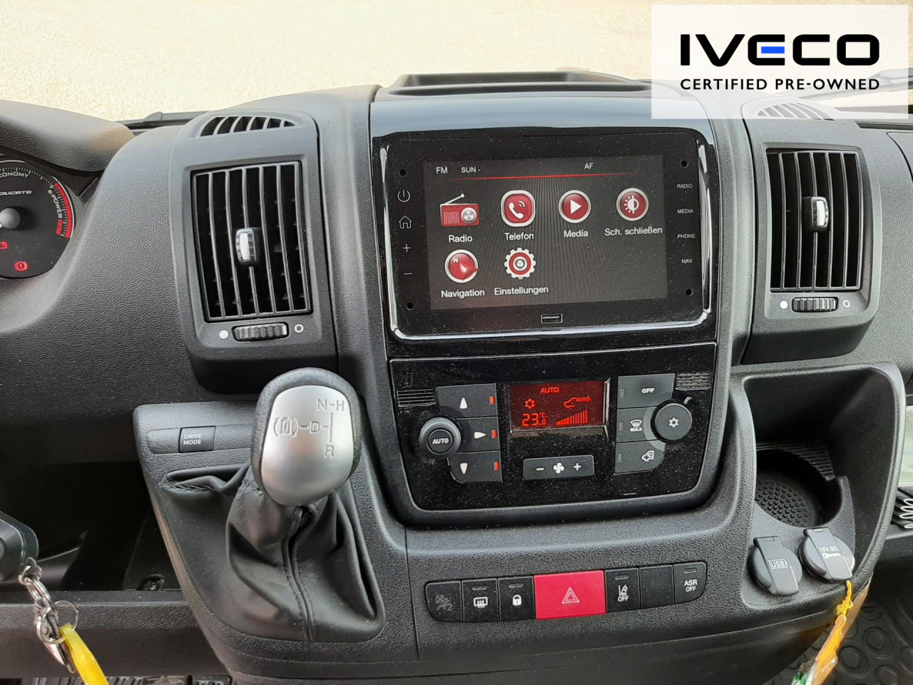 FIAT e-Ducato L2H2 teilverglast (47-kWh) - Panel van, Electric van: picture 5 FIAT e-Ducato L2H2 teilverglast (47-kWh) - Panel van, Electric van: picture 5