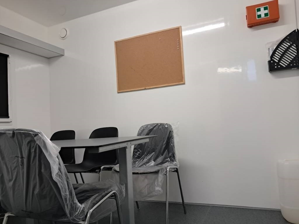 Alro Metal Taukotilavaunu 6 hlö - Shipping container: picture 3 Alro Metal Taukotilavaunu 6 hlö - Shipping container: picture 3