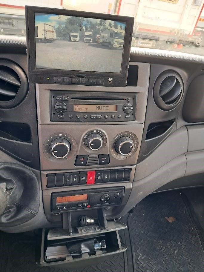 Iveco Daily 70 C17 Doppel 3.0 - Dropside/ Flatbed truck: picture 3 Iveco Daily 70 C17 Doppel 3.0 - Dropside/ Flatbed truck: picture 3