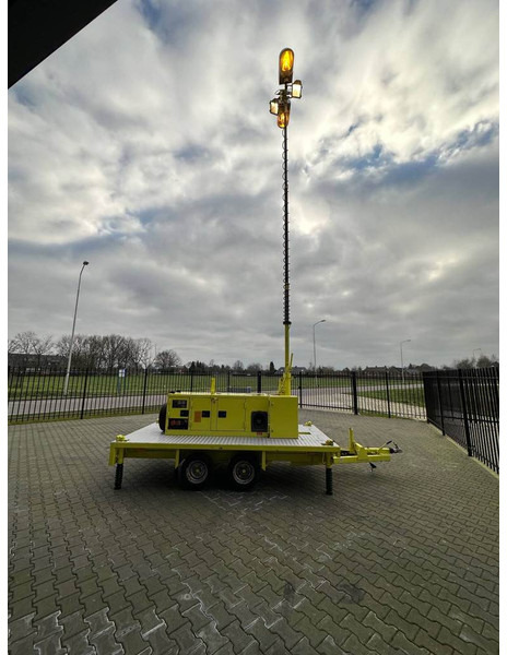 Atlas-Copco Unique generator with light pole on trailer! - Generator set: picture 4 Atlas-Copco Unique generator with light pole on trailer! - Generator set: picture 4