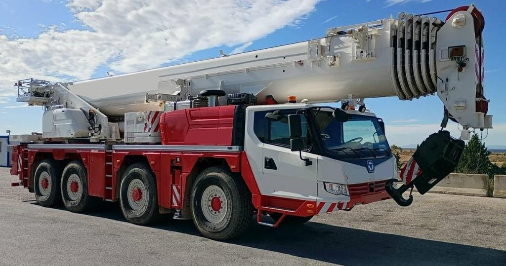 XCMG 120E - All terrain crane: picture 2 XCMG 120E - All terrain crane: picture 2