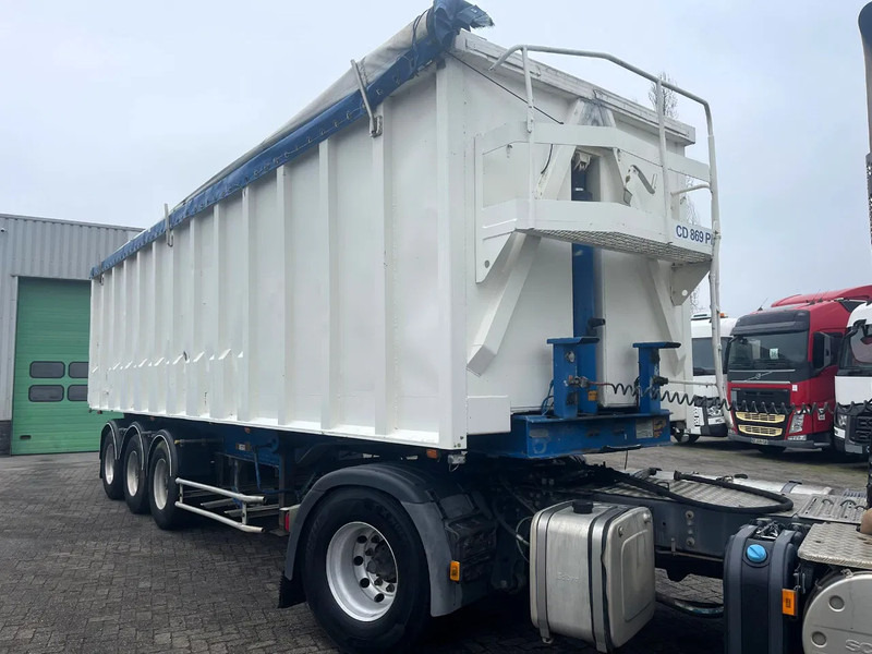 Benalu 48 m3, 5660 kg, 3 axels - Tipper semi-trailer: picture 1 Benalu 48 m3, 5660 kg, 3 axels - Tipper semi-trailer: picture 1