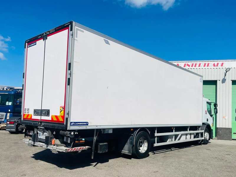 Renault D 19t, Retarder, Carrier 1050, Lamberet, sleeper - Refrigerator truck: picture 4 Renault D 19t, Retarder, Carrier 1050, Lamberet, sleeper - Refrigerator truck: picture 4