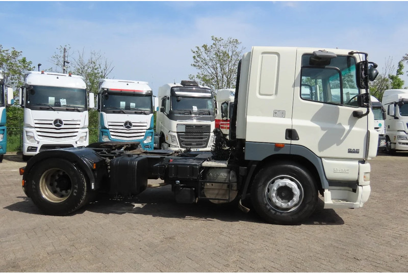 DAF CF 85.410 Manual, Retarder, PTO/Hydraulic, Very clean truck! - Tractor truck: picture 4 DAF CF 85.410 Manual, Retarder, PTO/Hydraulic, Very clean truck! - Tractor truck: picture 4