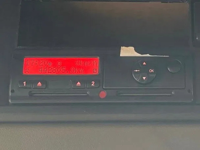 Tractor truck DAF XF 105.460 Manual gearbox!: picture 10 Tractor truck DAF XF 105.460 Manual gearbox!: picture 10