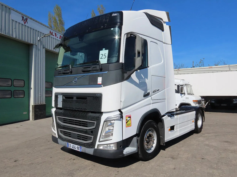 Volvo FH 460 YV2RTY0A3JB867622 FRIGO, 2X FUEL TANK, frigo, EURO6 - Tractor truck: picture 2 Volvo FH 460 YV2RTY0A3JB867622 FRIGO, 2X FUEL TANK, frigo, EURO6 - Tractor truck: picture 2