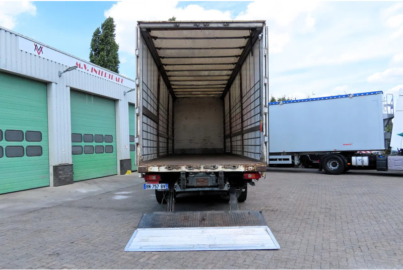 Curtain side truck Volvo FM 340 6x2, TOP Condition truck!!: picture 17