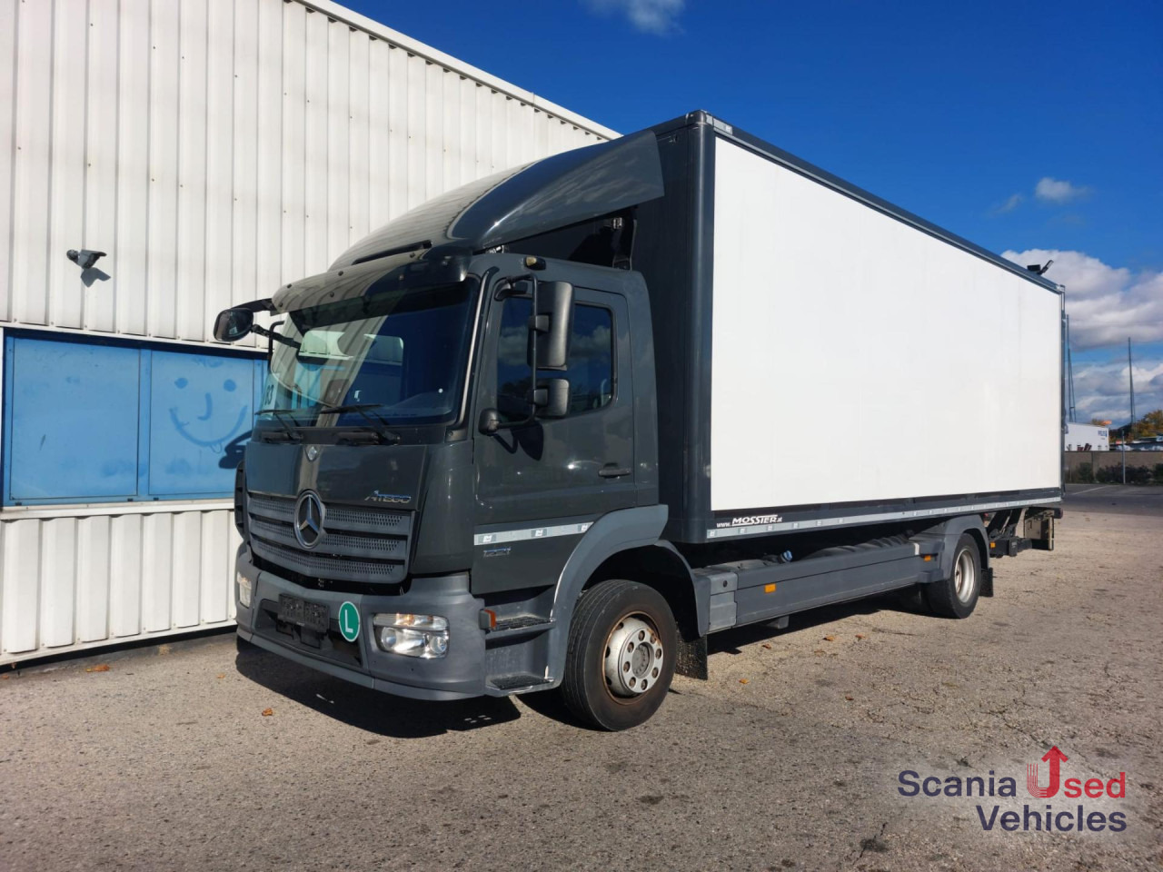 MERCEDES-BENZ Atego 1221 L Koffer Ladebordwand - Box truck: picture 1 MERCEDES-BENZ Atego 1221 L Koffer Ladebordwand - Box truck: picture 1