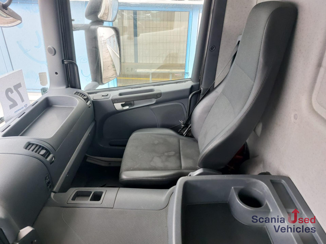 SCANIA P 280 DB4x2MNA Koffer Ladebordwand - Box truck: picture 5 SCANIA P 280 DB4x2MNA Koffer Ladebordwand - Box truck: picture 5