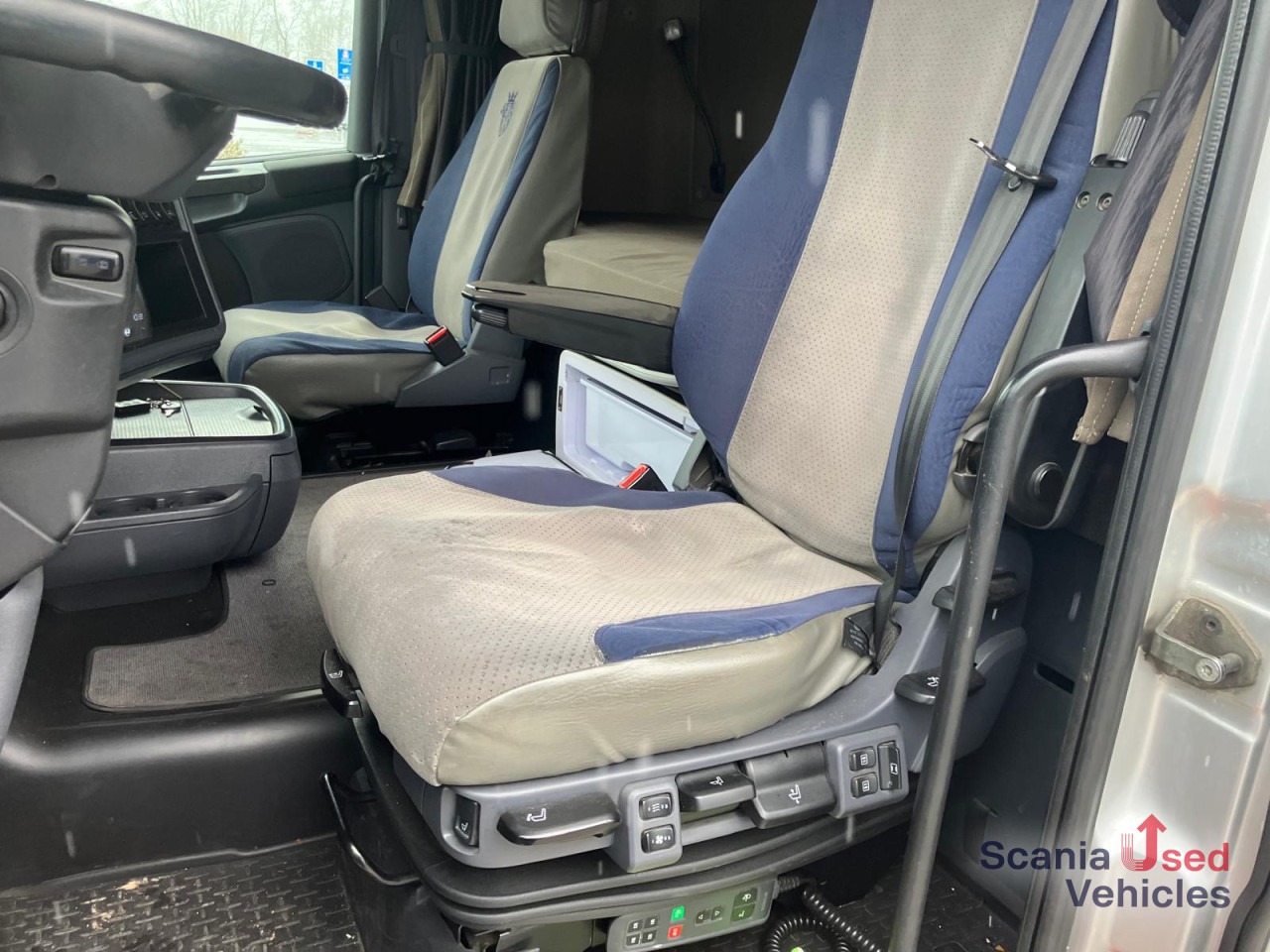 SCANIA R 410 LB6x2*4HNB BDF Komplettzug !! - Container transporter/ Swap body truck: picture 4 SCANIA R 410 LB6x2*4HNB BDF Komplettzug !! - Container transporter/ Swap body truck: picture 4