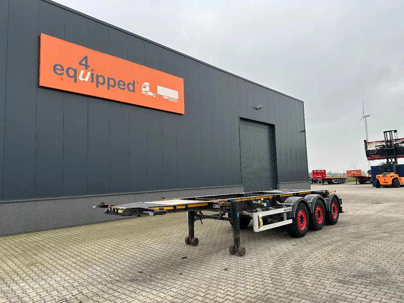Burg 20FT ADR (EX/II, EX/III, FL, AT) Chassis, Empty weight : 3.690kg, SAF INTRADISC, 2x Liftaxle, NL-chassis - Container transporter/ Swap body semi-trailer: picture 1 Burg 20FT ADR (EX/II, EX/III, FL, AT) Chassis, Empty weight : 3.690kg, SAF INTRADISC, 2x Liftaxle, NL-chassis - Container transporter/ Swap body semi-trailer: picture 1