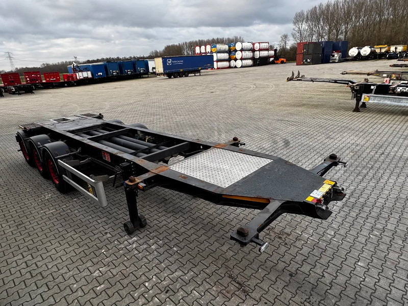 Burg 20FT ADR (EX/II, EX/III, FL, AT) Chassis, Leergewicht : 3.690kg, SAF INTRADISC, 2x Liftachse, NL-Chassis, APK/ADR: 07-2025 - Container transporter/ Swap body semi-trailer: picture 5 Burg 20FT ADR (EX/II, EX/III, FL, AT) Chassis, Leergewicht : 3.690kg, SAF INTRADISC, 2x Liftachse, NL-Chassis, APK/ADR: 07-2025 - Container transporter/ Swap body semi-trailer: picture 5
