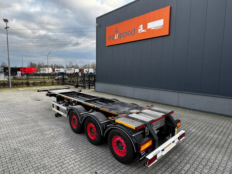 Burg 20FT ADR (EX/II, EX/III, FL, AT) Chassis, Leergewicht : 3.690kg, SAF INTRADISC, 2x Liftachse, NL-Chassis, APK/ADR: 07-2025 - Container transporter/ Swap body semi-trailer: picture 3 Burg 20FT ADR (EX/II, EX/III, FL, AT) Chassis, Leergewicht : 3.690kg, SAF INTRADISC, 2x Liftachse, NL-Chassis, APK/ADR: 07-2025 - Container transporter/ Swap body semi-trailer: picture 3
