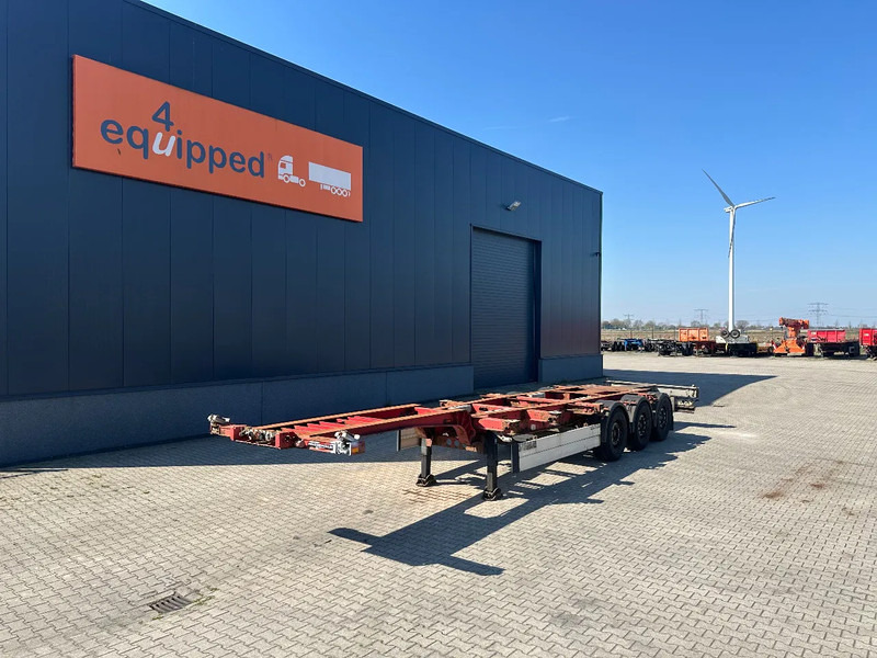 Schmitz Cargobull 40FT HC-chassis, disc, liftaxle, extendable at the rear - Container transporter/ Swap body semi-trailer: picture 1 Schmitz Cargobull 40FT HC-chassis, disc, liftaxle, extendable at the rear - Container transporter/ Swap body semi-trailer: picture 1
