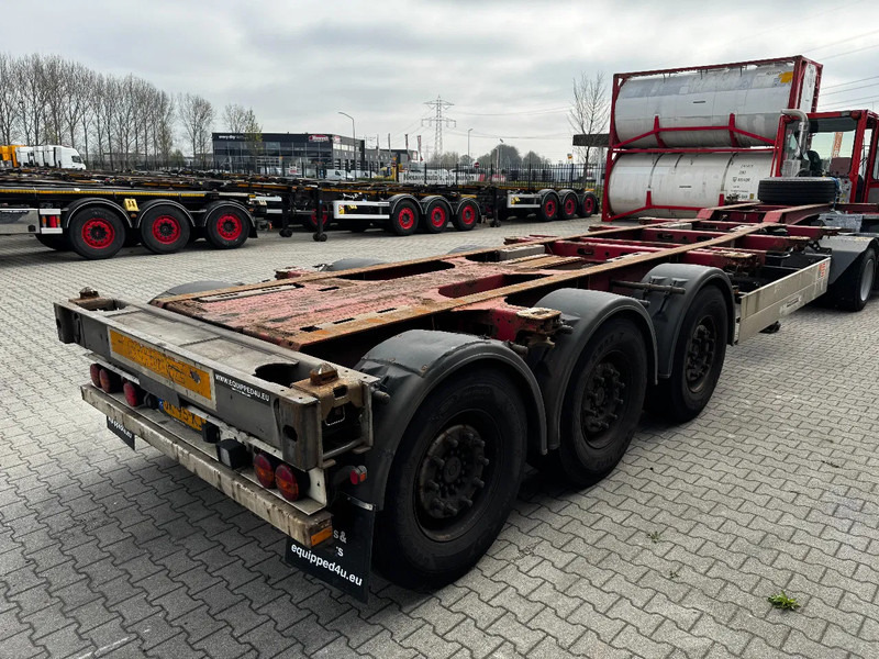 Schmitz Cargobull 40FT HC-chassis, disc, liftaxle, extendable at the rear, WITH WORK!!! - Container transporter/ Swap body semi-trailer: picture 4 Schmitz Cargobull 40FT HC-chassis, disc, liftaxle, extendable at the rear, WITH WORK!!! - Container transporter/ Swap body semi-trailer: picture 4