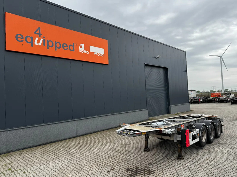 Van Hool 20FT /20FT SWAP ADR (EX/II, EX/III, FL, OX, AT), BPW, disc brakes, liftaxle, galvanized, ALCOA, NL-Chassis, empty weight 3.300KG - Container transporter/ Swap body semi-trailer: picture 1 Van Hool 20FT /20FT SWAP ADR (EX/II, EX/III, FL, OX, AT), BPW, disc brakes, liftaxle, galvanized, ALCOA, NL-Chassis, empty weight 3.300KG - Container transporter/ Swap body semi-trailer: picture 1