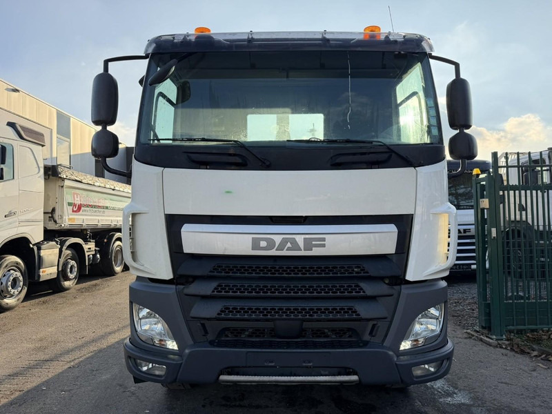 DAF CF 460 6x4 FAT HOOKLIFT - WB 3m35 - STEEL SPRING / BIG AXLES HUB REDUCTION - EURO 6 - BE TRUCK - Hook lift truck: picture 2 DAF CF 460 6x4 FAT HOOKLIFT - WB 3m35 - STEEL SPRING / BIG AXLES HUB REDUCTION - EURO 6 - BE TRUCK - Hook lift truck: picture 2