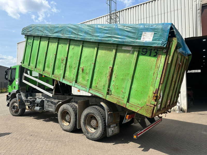 Iveco TRAKKER 310 6x4 STEEL TIPPER / KIPPER - MANUAL ZF - BIG AXLES / HUB REDUCTION - STEEL SPRING - Tipper: picture 5 Iveco TRAKKER 310 6x4 STEEL TIPPER / KIPPER - MANUAL ZF - BIG AXLES / HUB REDUCTION - STEEL SPRING - Tipper: picture 5