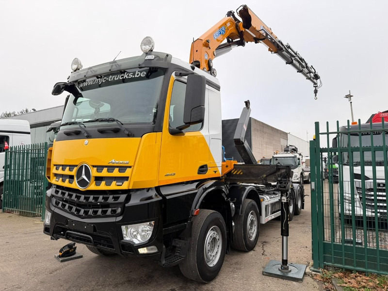 Mercedes-Benz AROCS 4143 8X4 WAF HOOKLIFT + CRANE EFFER 395 4S + ROTATOR + RADIO - 5/6 F - BE TRUCK - VERY NICE CONDITION - Hook lift truck, Crane truck: picture 3 Mercedes-Benz AROCS 4143 8X4 WAF HOOKLIFT + CRANE EFFER 395 4S + ROTATOR + RADIO - 5/6 F - BE TRUCK - VERY NICE CONDITION - Hook lift truck, Crane truck: picture 3