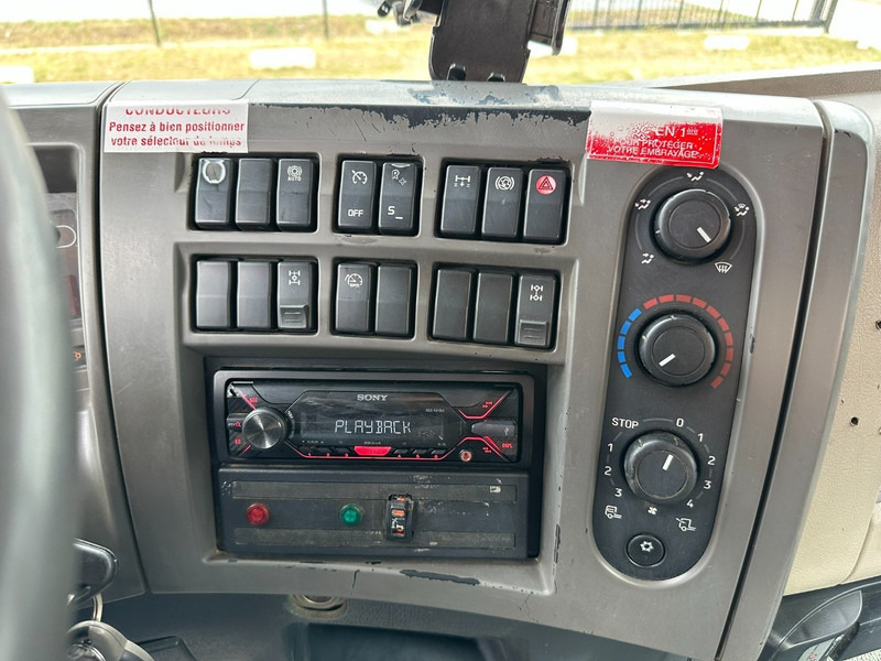 Tipper, Crane truck Renault KERAX 380 DXI 6x4 TIPPER + CRANE HIAB 144 B-3 - RADIO - *246.000km* - RETARDER - BORDMATIC - EURO 5: picture 17