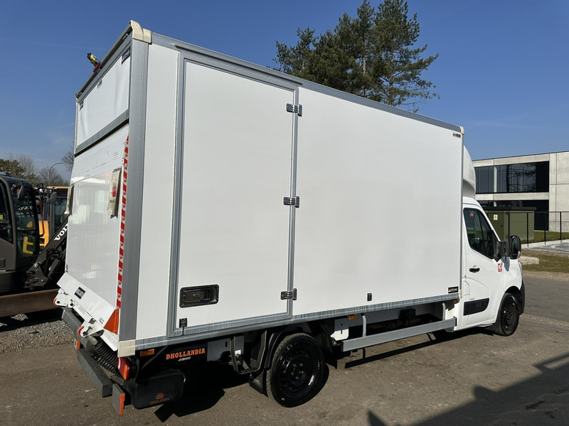 Renault MASTER 2.3 - 163HP - RED EDITION BAKWAGEN + LAADKLEP - 4m30 x 2m20 x 2m20 - CAMERA - NAVI - PACK COMFORT - BELG - Closed box van: picture 5 Renault MASTER 2.3 - 163HP - RED EDITION BAKWAGEN + LAADKLEP - 4m30 x 2m20 x 2m20 - CAMERA - NAVI - PACK COMFORT - BELG - Closed box van: picture 5