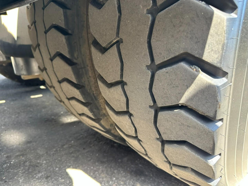 Hook lift truck, Crane truck Scania R580 6X2 V8 HOOKLIFT + CRANE HIAB 211 E-4 HIPRO - ROTATOR - RETARDER - ALCOA ALU - RADIO - NL TRUCK: picture 19