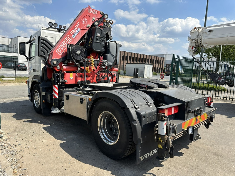 Volvo FM 400 TRACTOR + CRANE FASSI F260BXP.25 - 5x / RADIO - EURO 4 - I SHIFT - A/C - BE TRUCK - Tractor truck: picture 5 Volvo FM 400 TRACTOR + CRANE FASSI F260BXP.25 - 5x / RADIO - EURO 4 - I SHIFT - A/C - BE TRUCK - Tractor truck: picture 5