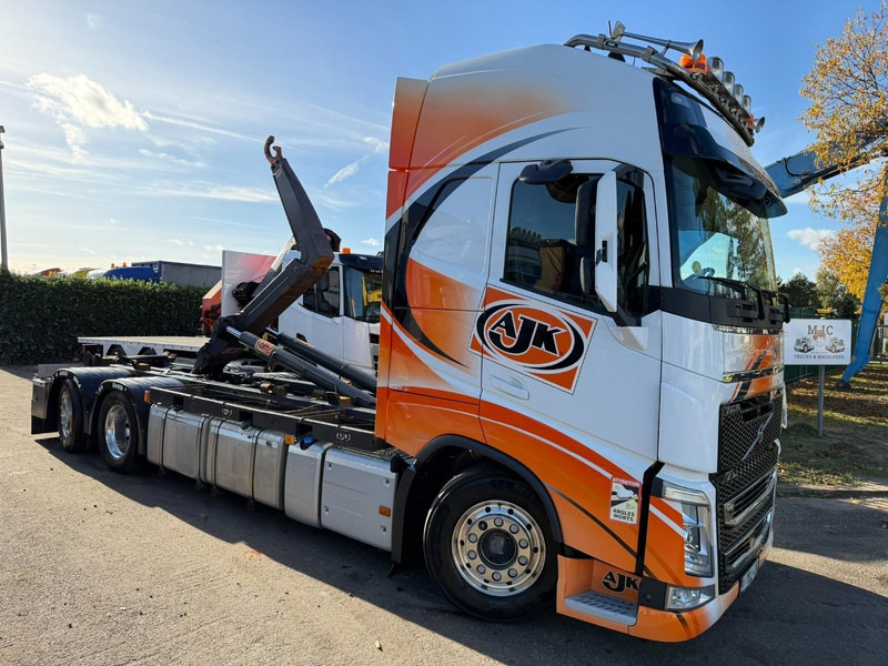 Volvo FH 460 6x2 GLOBE XL AJK HOOKLIFT - *FULL AIR* - DYNAMIC STEERING - I PARK COOL - LIFT + STEERING - ALCOA - BE TRUCK - TOP CONDITION - Hook lift truck: picture 1 Volvo FH 460 6x2 GLOBE XL AJK HOOKLIFT - *FULL AIR* - DYNAMIC STEERING - I PARK COOL - LIFT + STEERING - ALCOA - BE TRUCK - TOP CONDITION - Hook lift truck: picture 1