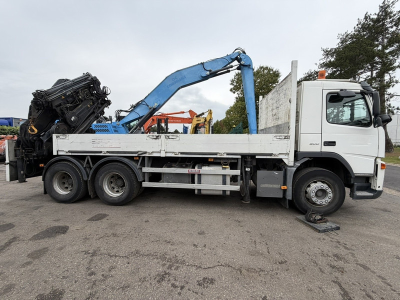 Volvo FM 300 6x4 + (25.8m!) CRANE HIAB 245 E-5 + JIB 65 X-3 + 2 ME - *228.000km* - MANUAL - A/C - EURO 3 - BELGIAN TRUCK - Crane truck: picture 5 Volvo FM 300 6x4 + (25.8m!) CRANE HIAB 245 E-5 + JIB 65 X-3 + 2 ME - *228.000km* - MANUAL - A/C - EURO 3 - BELGIAN TRUCK - Crane truck: picture 5