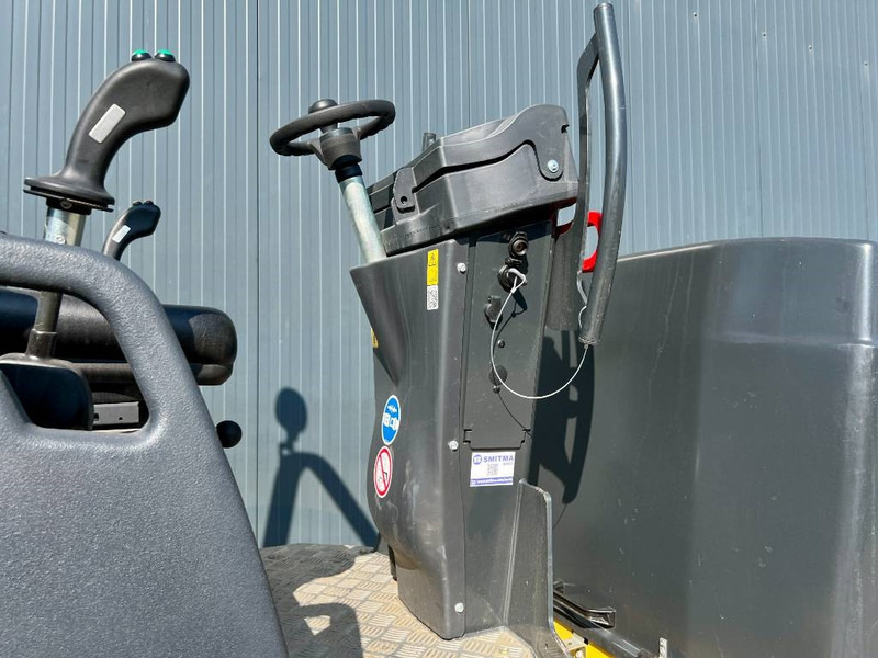 Roller Bomag BW100 AD-5: picture 16