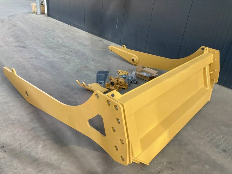 Cat 730 NG - Tail lift for Construction machinery: picture 4 Cat 730 NG - Tail lift for Construction machinery: picture 4