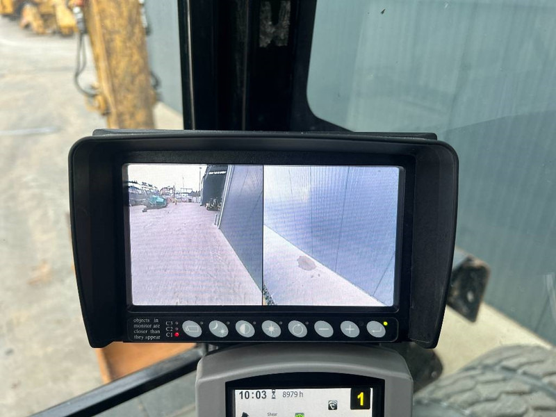 Cat M318F - Wheel excavator: picture 2 Cat M318F - Wheel excavator: picture 2