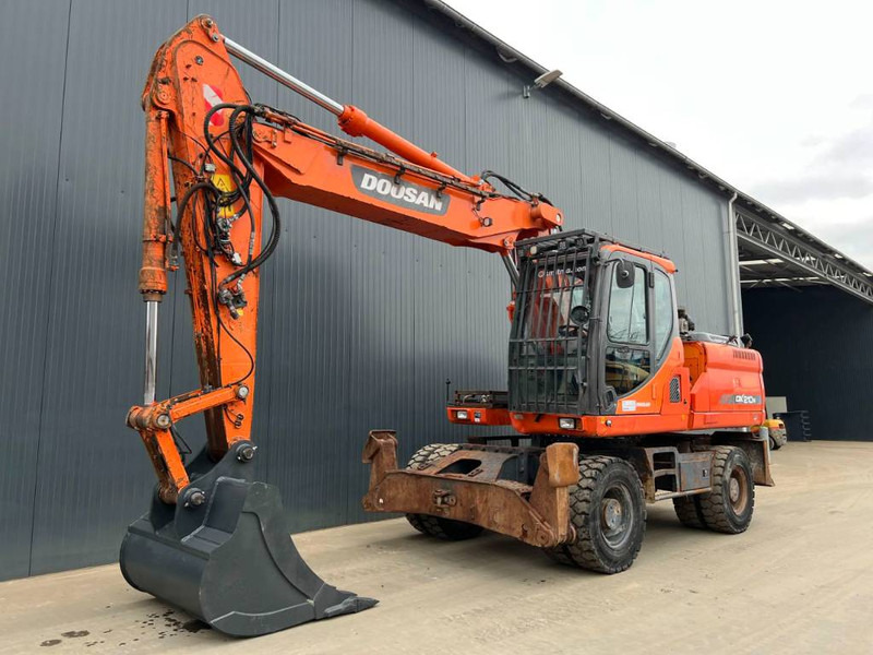 Doosan DX210W - Wheel excavator: picture 1 Doosan DX210W - Wheel excavator: picture 1