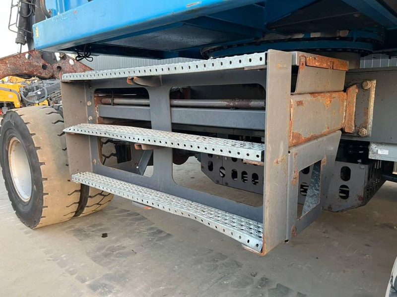 Waste/ Industry handler for transportation of garbage Fuchs MHL454: picture 16