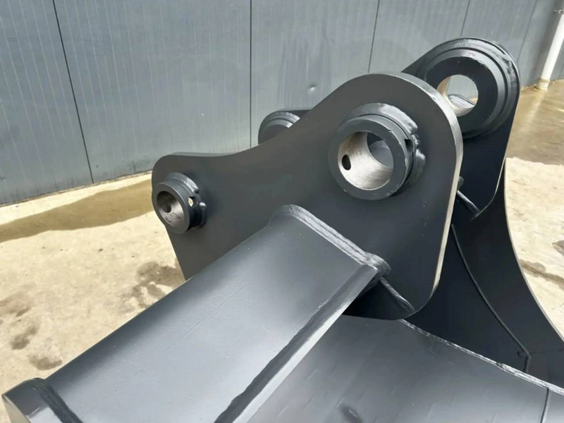 Hitachi ZX220 - 1.40m - Bucket for Construction machinery: picture 4 Hitachi ZX220 - 1.40m - Bucket for Construction machinery: picture 4