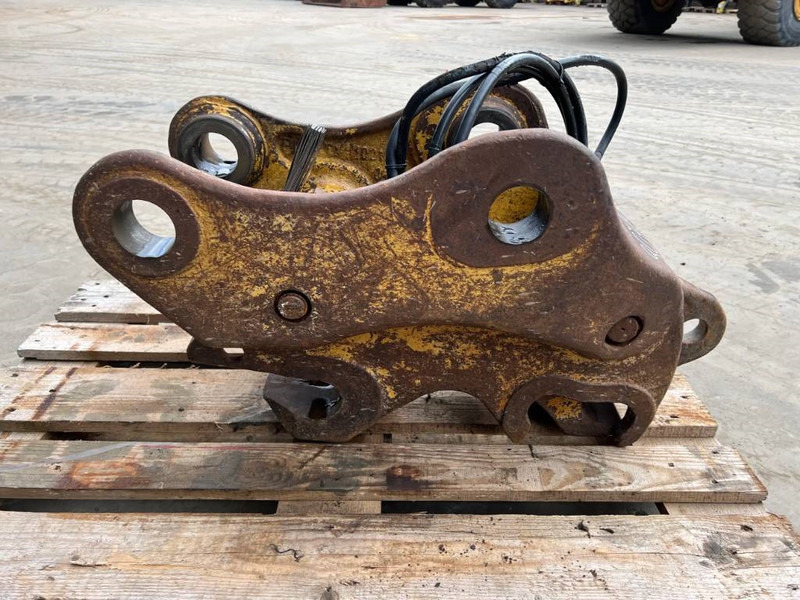 Miller Caterpillar 311D / 312D / 312E / 313F / 314D / 314 - Quick coupler for Construction machinery: picture 4 Miller Caterpillar 311D / 312D / 312E / 313F / 314D / 314 - Quick coupler for Construction machinery: picture 4