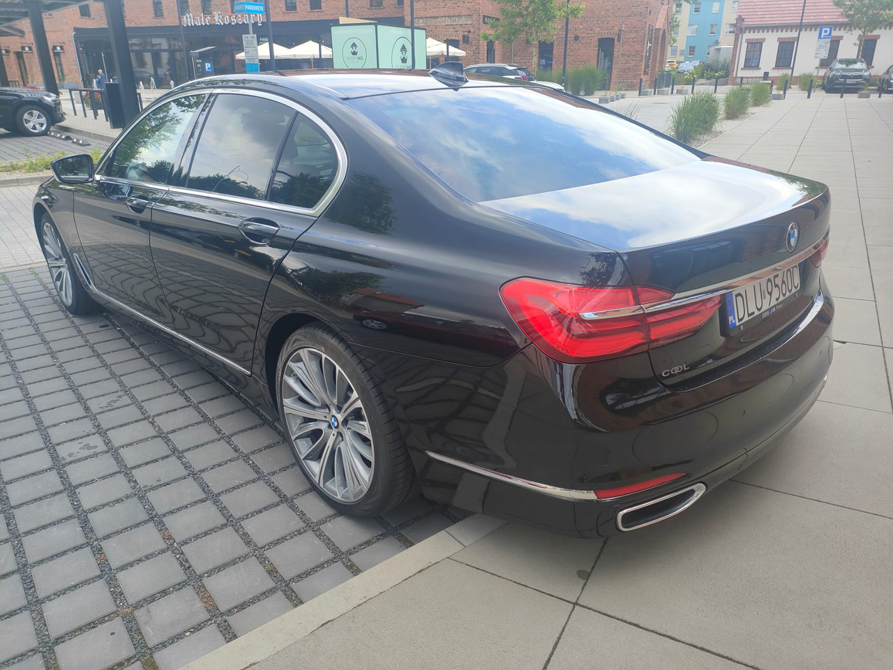 BMW 730D x-drive - Car: picture 4 BMW 730D x-drive - Car: picture 4