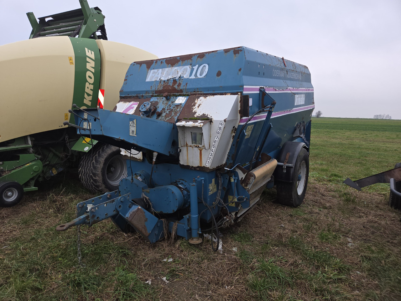 Forage mixer wagon FALCO 10 m3: picture 1