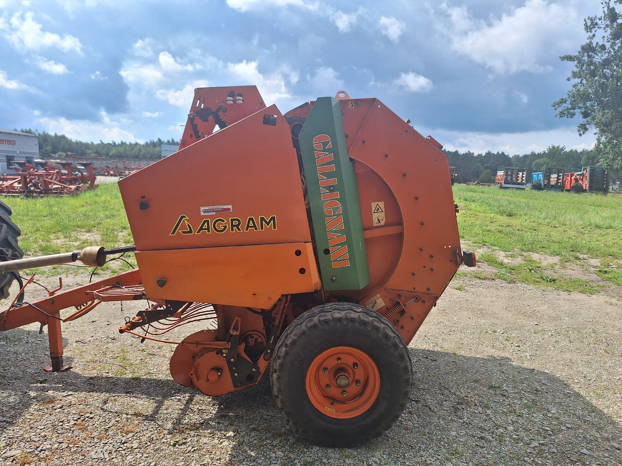 GALLIGNANI 3120 - Round baler: picture 1 GALLIGNANI 3120 - Round baler: picture 1