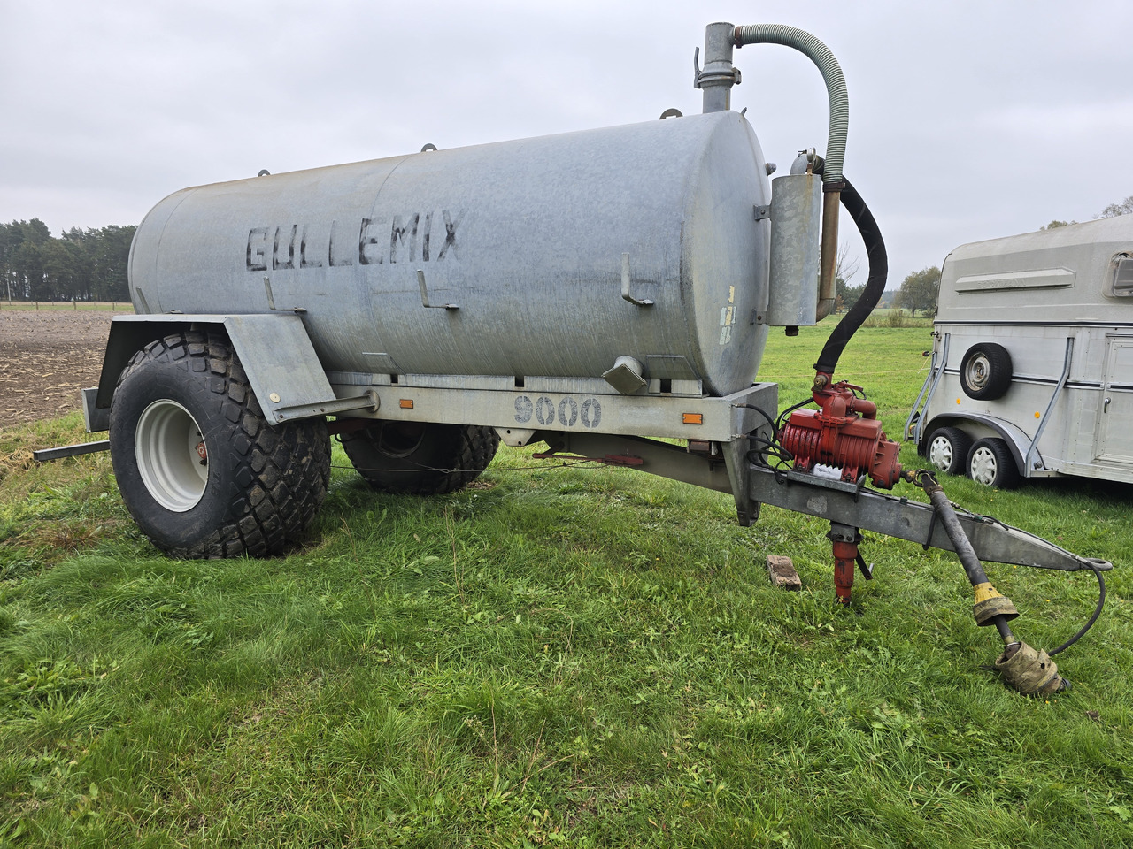 GULLEMIX 9000 - Slurry tanker: picture 2 GULLEMIX 9000 - Slurry tanker: picture 2