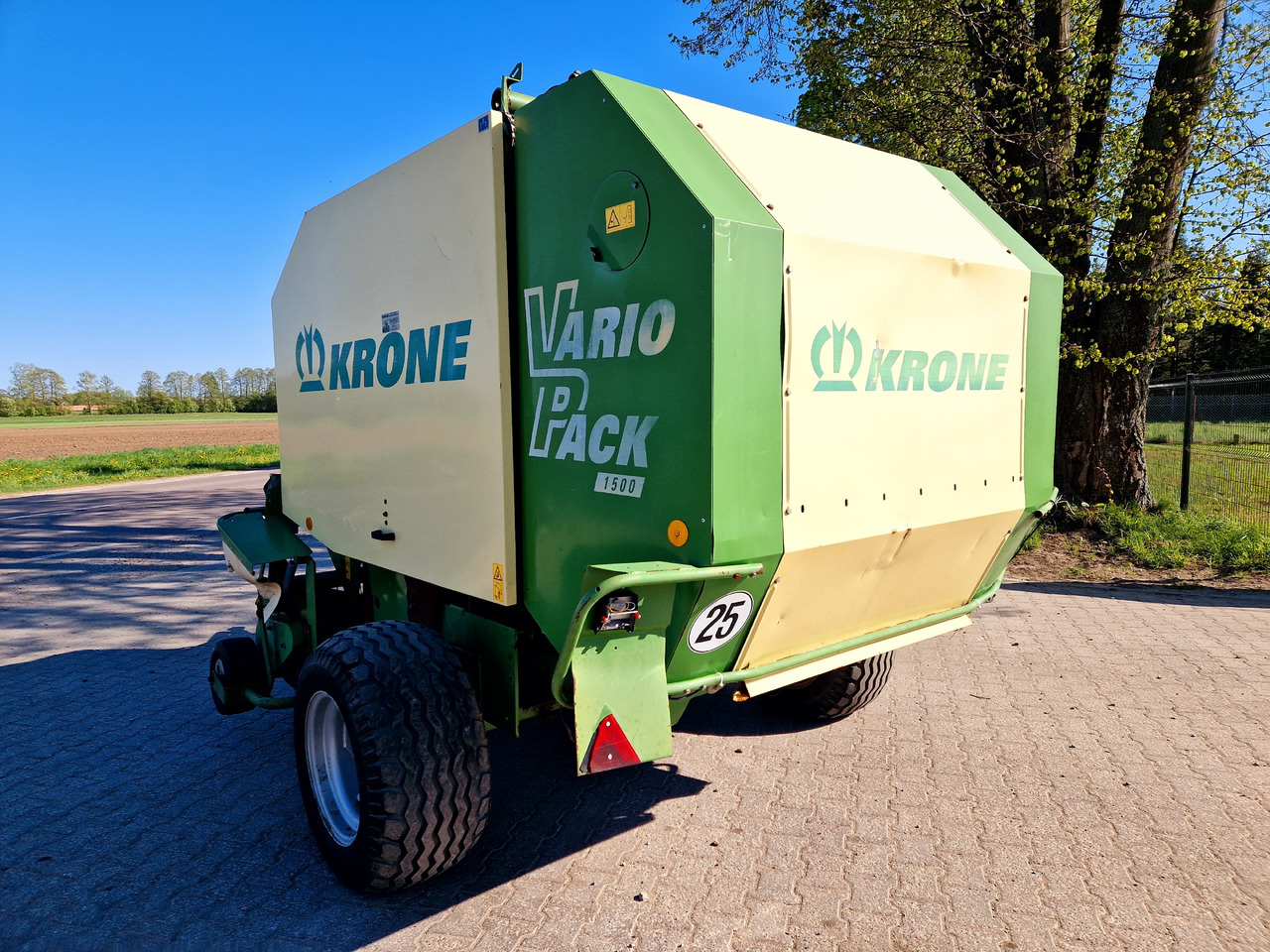 KRONE Vario Pack 1500 - Round baler: picture 4 KRONE Vario Pack 1500 - Round baler: picture 4