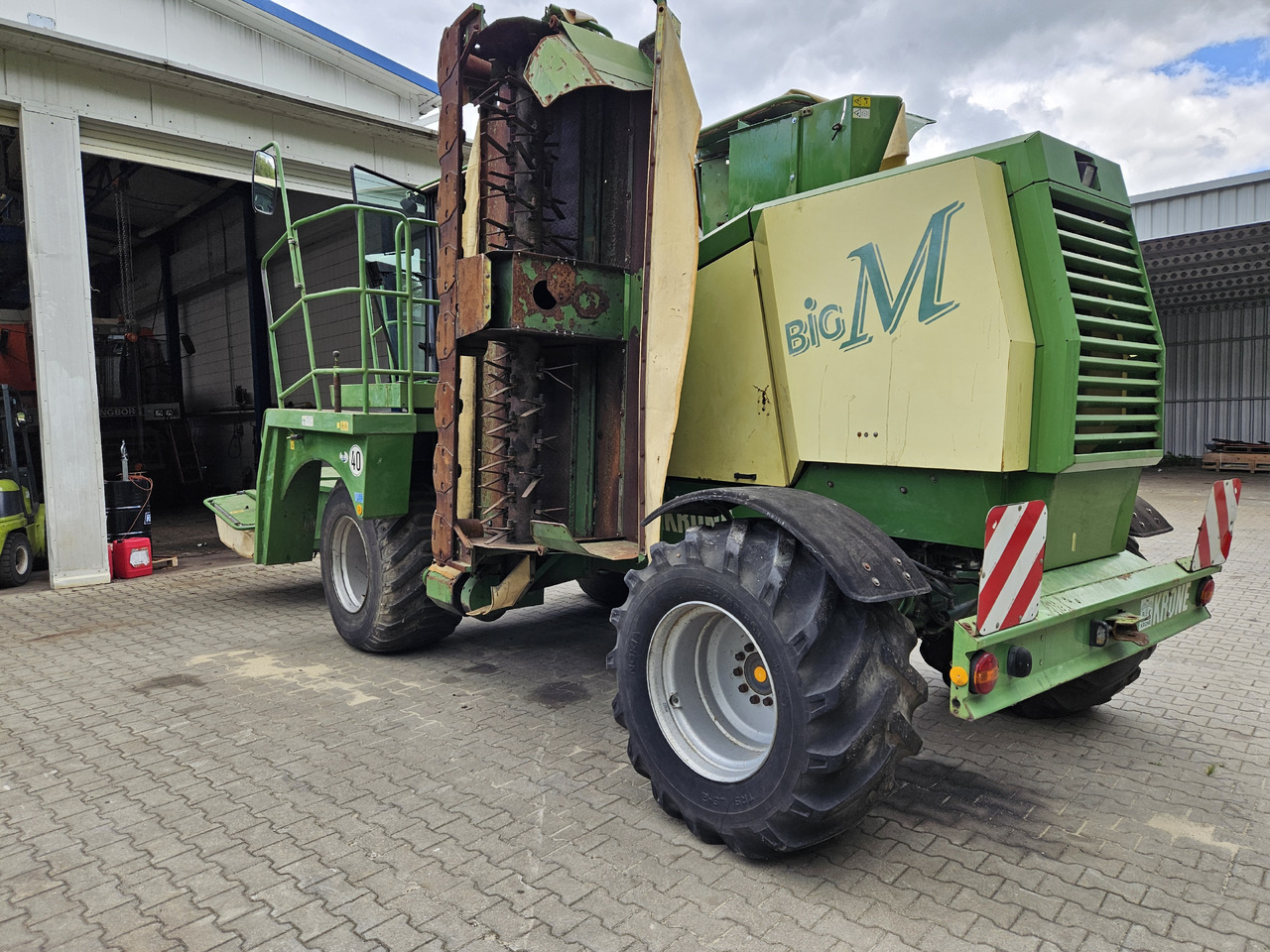 Krone Big M - Mower: picture 3 Krone Big M - Mower: picture 3