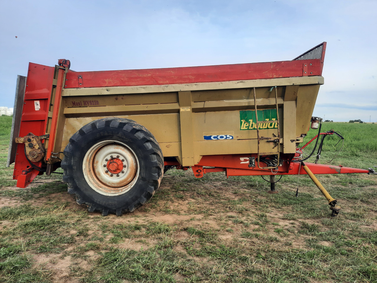 LEBOULCH MAXI HV210 - Manure spreader: picture 2 LEBOULCH MAXI HV210 - Manure spreader: picture 2