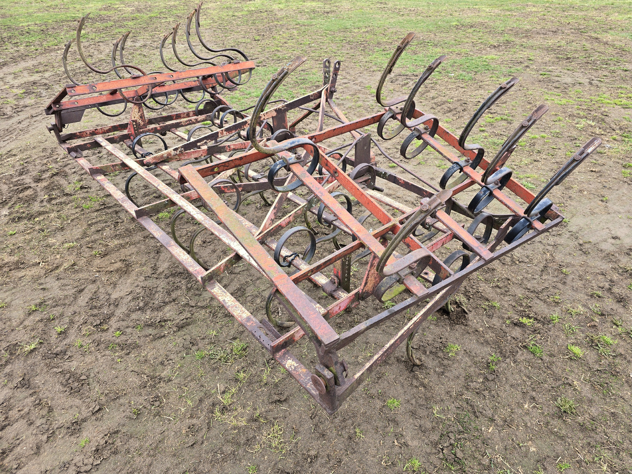 MASSEY-FERGUSON 4-25 MASSEY-FERGUSON 4-25 - Cultivator: picture 5 MASSEY-FERGUSON 4-25 MASSEY-FERGUSON 4-25 - Cultivator: picture 5