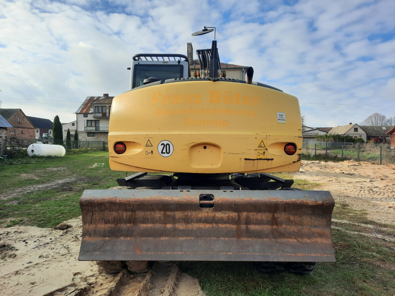 NEW HOLLAND WE150C - Wheel excavator: picture 4 NEW HOLLAND WE150C - Wheel excavator: picture 4
