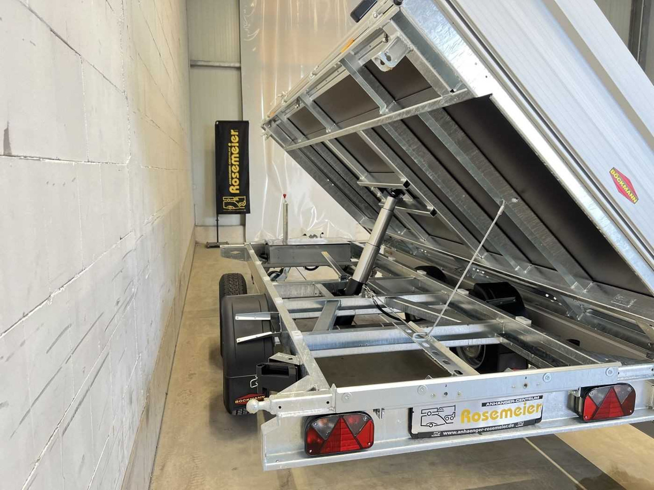 New Tipper trailer BOECKMANN DK-AL 3718/35 P Eco Dreiseitenkipper: picture 8 New Tipper trailer BOECKMANN DK-AL 3718/35 P Eco Dreiseitenkipper: picture 8