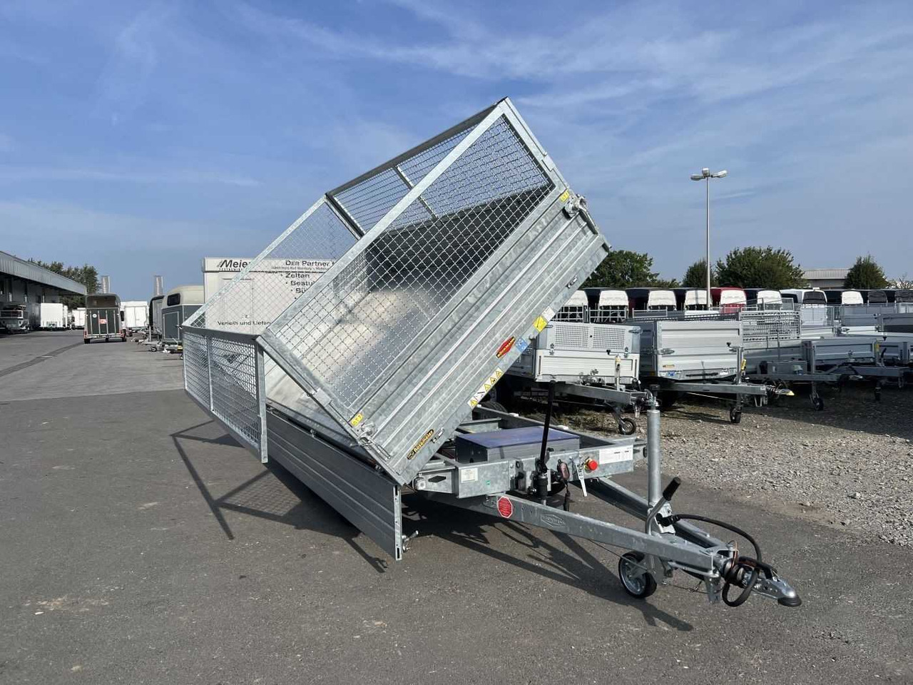BOECKMANN DK-ST 3218/27 P Gitter Dreiseitenkipper - Tipper trailer: picture 5 BOECKMANN DK-ST 3218/27 P Gitter Dreiseitenkipper - Tipper trailer: picture 5